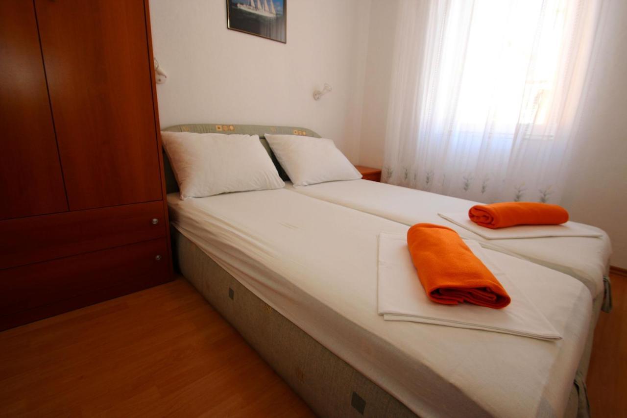 App Blazekovic Apartamento Crikvenica Exterior foto