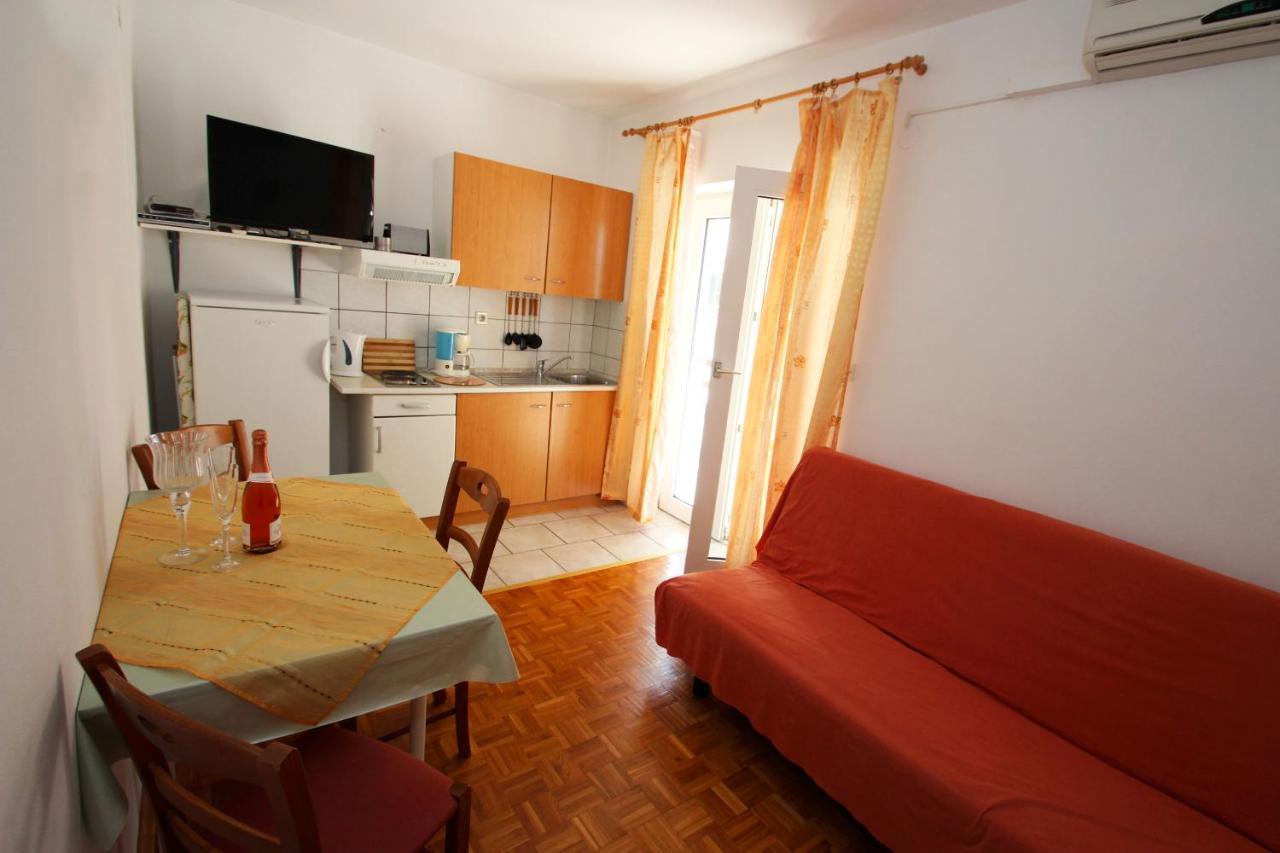 App Blazekovic Apartamento Crikvenica Exterior foto